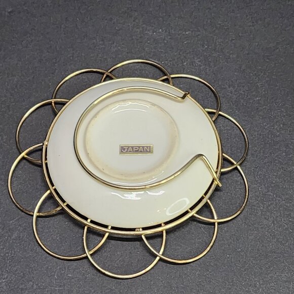 Vintage Kentucky Wire Framed Cardinal Plate Decorative Red Bird 4'' JAPAN - Picture 4 of 5